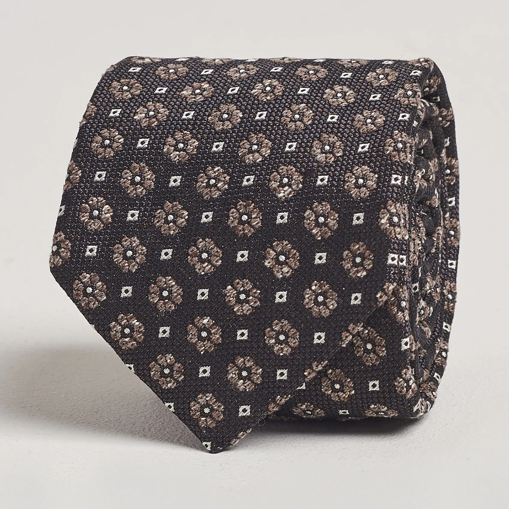 Amanda Christensen Silk/Cotton Printed Flower 8cm Tie Olive