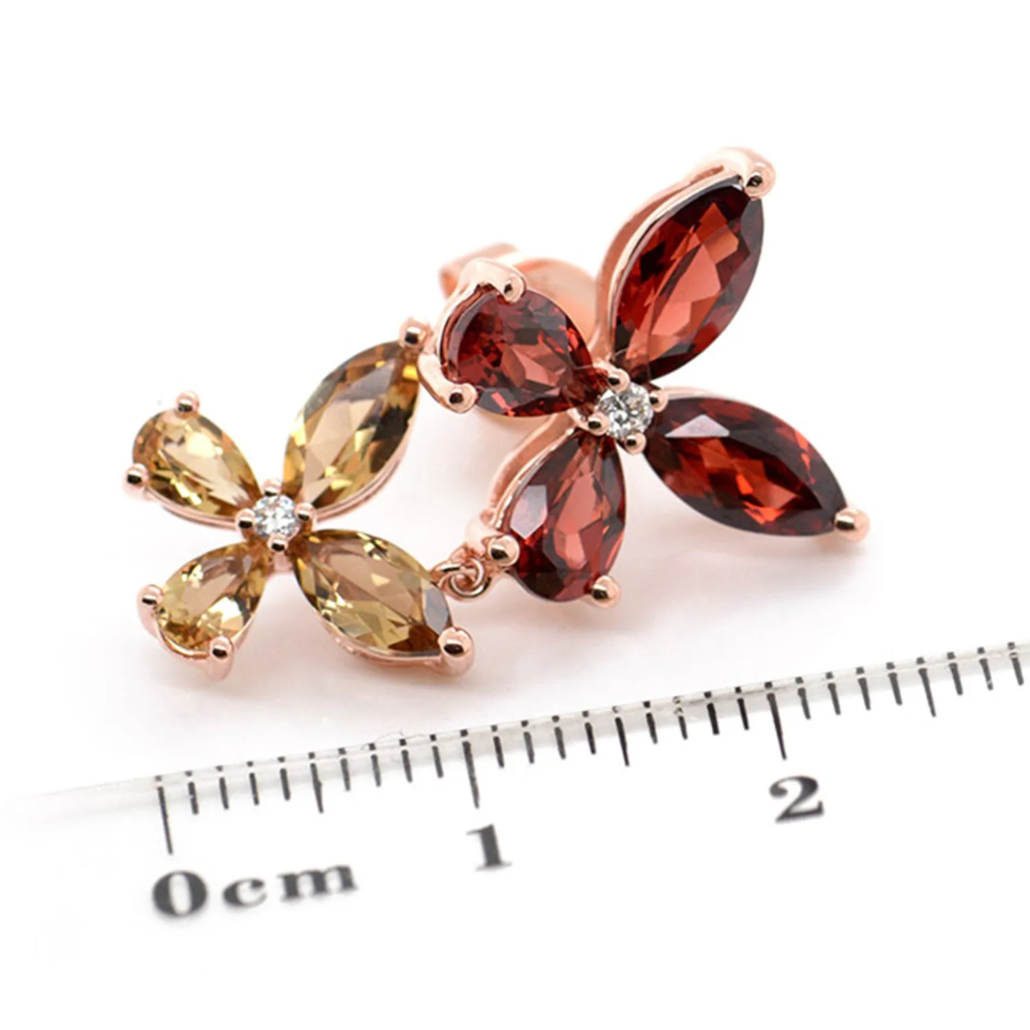ARETES  