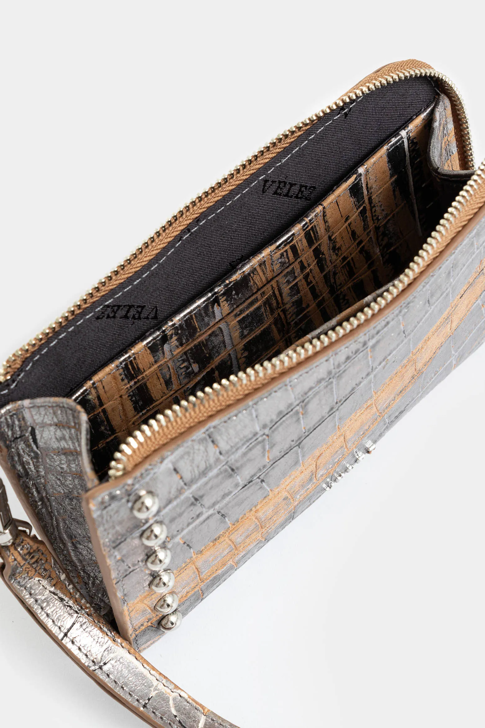 Billetera Holy de cuero folia para mujer taches