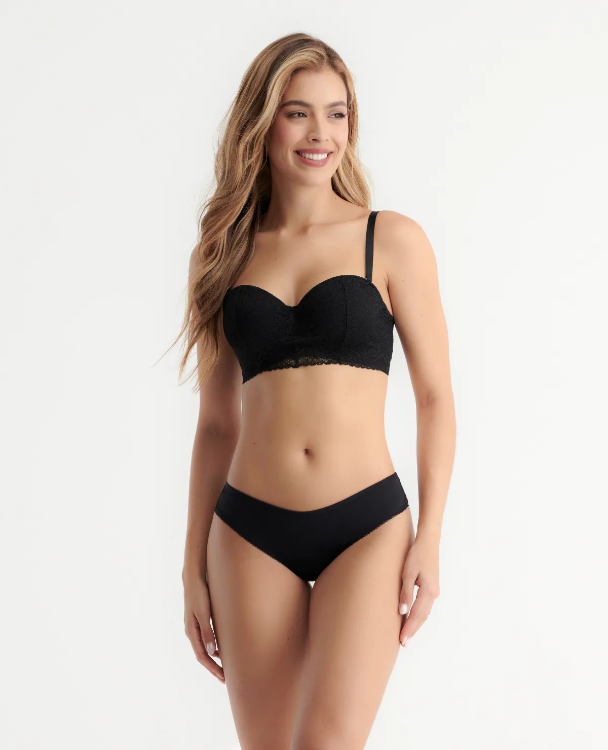 Brasier  realce medio | Tipo strapless | Con varillas | Con Powernet | Cargaderas graduables y removibles_Ref: 49230