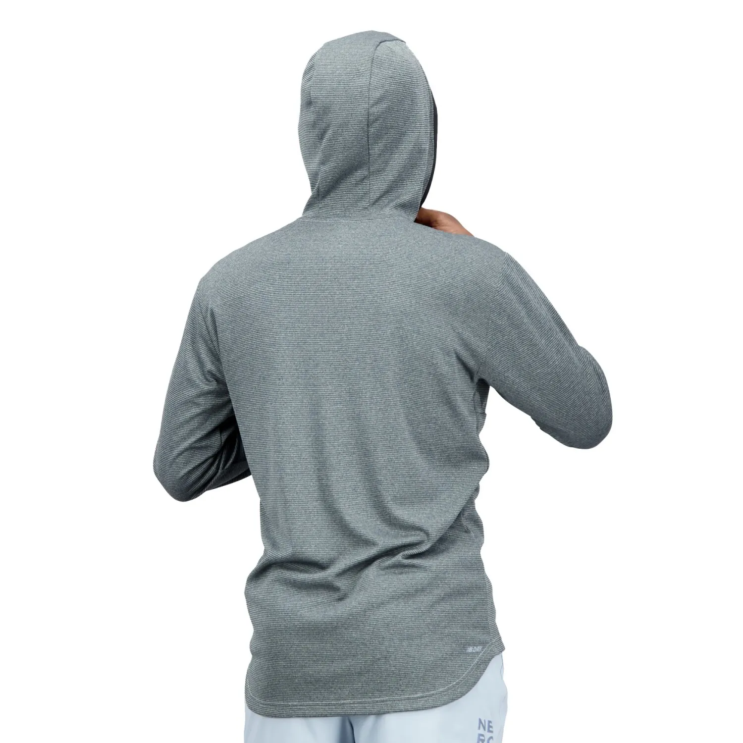 BUZO NEW BALANCE DE HOMBRE  TENACITY HOODED  MT21089LAN  GREY