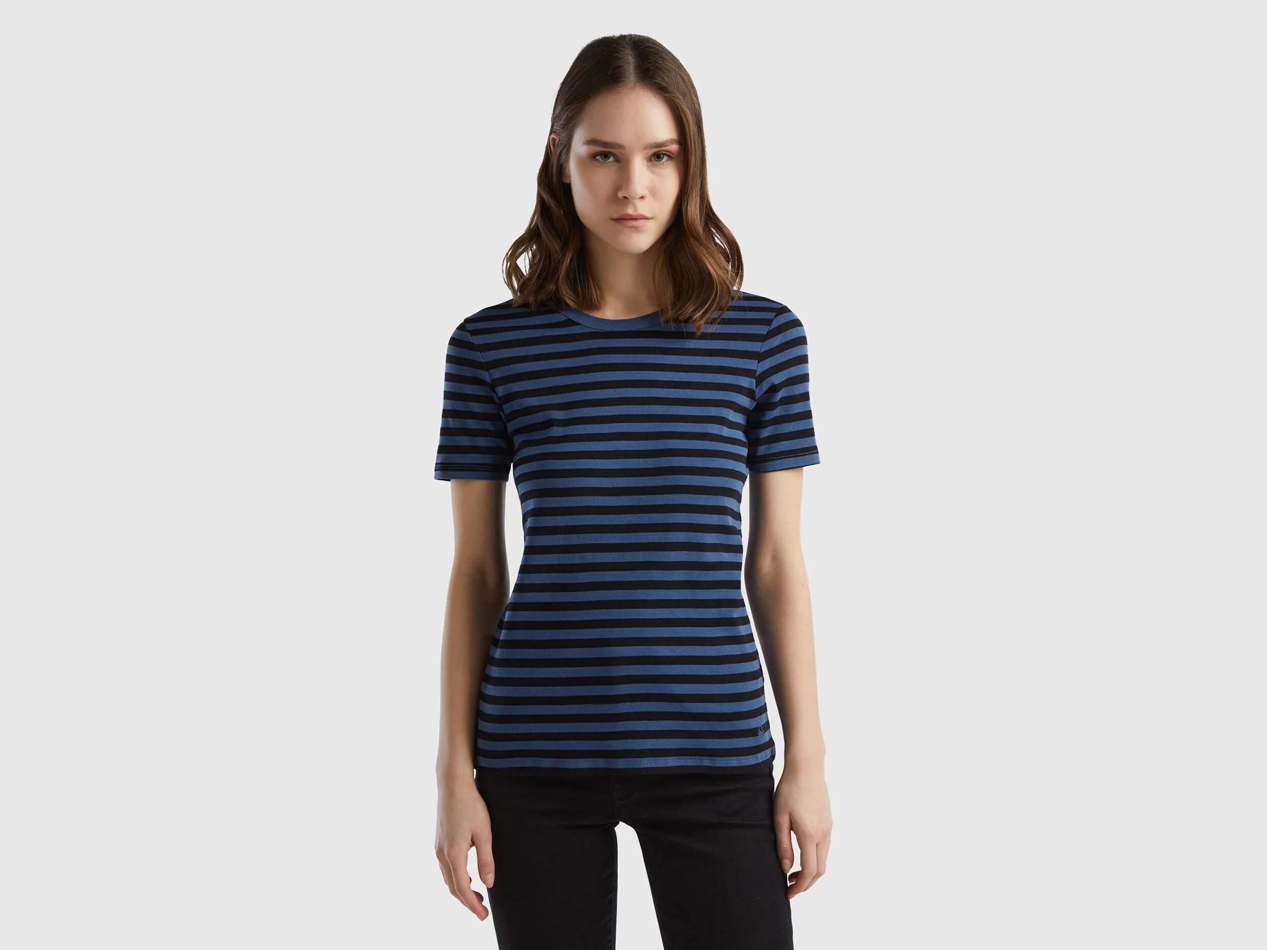 Camiseta de cuello redondo a rayas