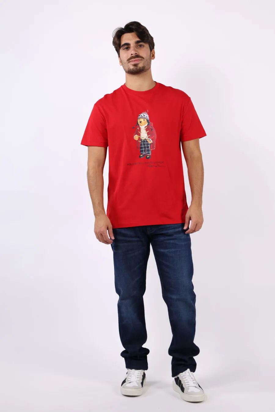 Camiseta roja con maxilogo 