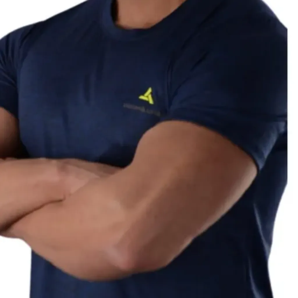 Combo verano!remera dry fit+short con calza g+short gs