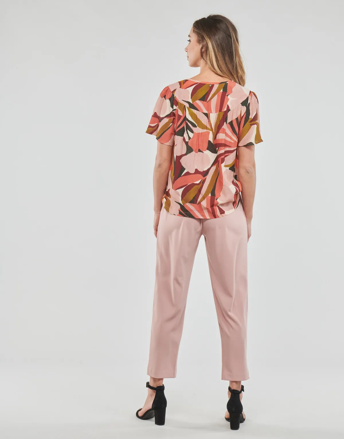 FW11031