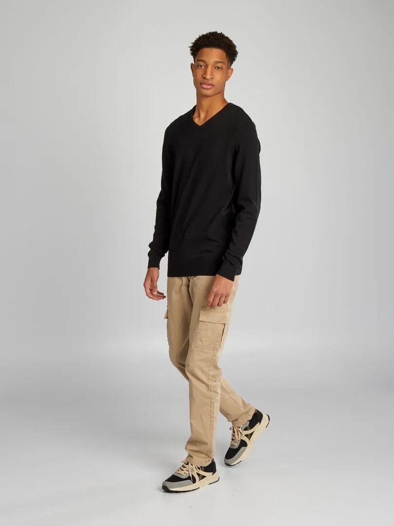 JERSEY DE PUNTO CON CUELLO DE PICO +1,90 M  NEGRO