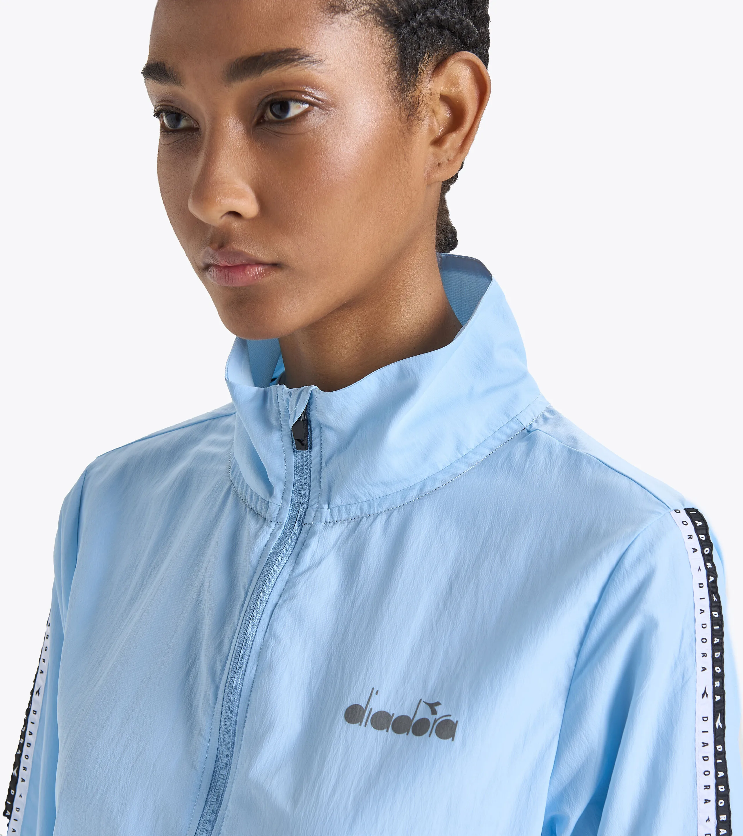 L. MULTILAYER JACKET BE ONE CHAQUETA PARA CORRER  MUJER