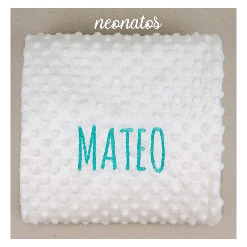 Manta personalizada bebé nombre