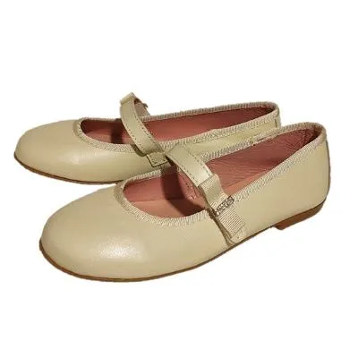 Mercedita velcro comunion beige