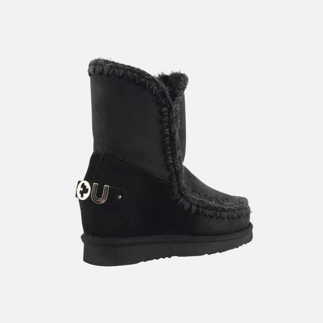 Mou Eskimo Inner Wedge Short Big Letter Metallic Logo Black