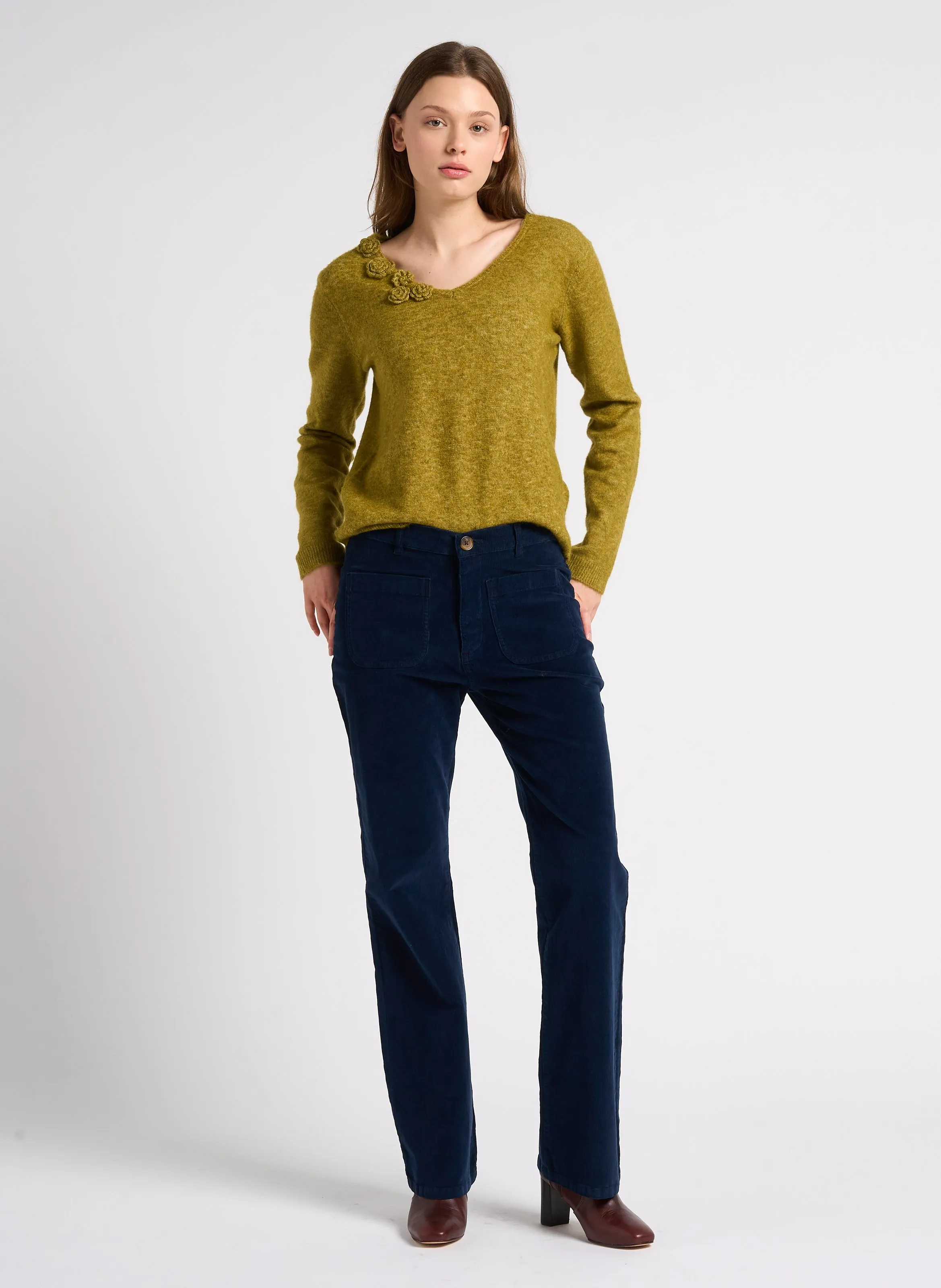 NICE THINGS Jersey ajustado con cuello en V. en verde
