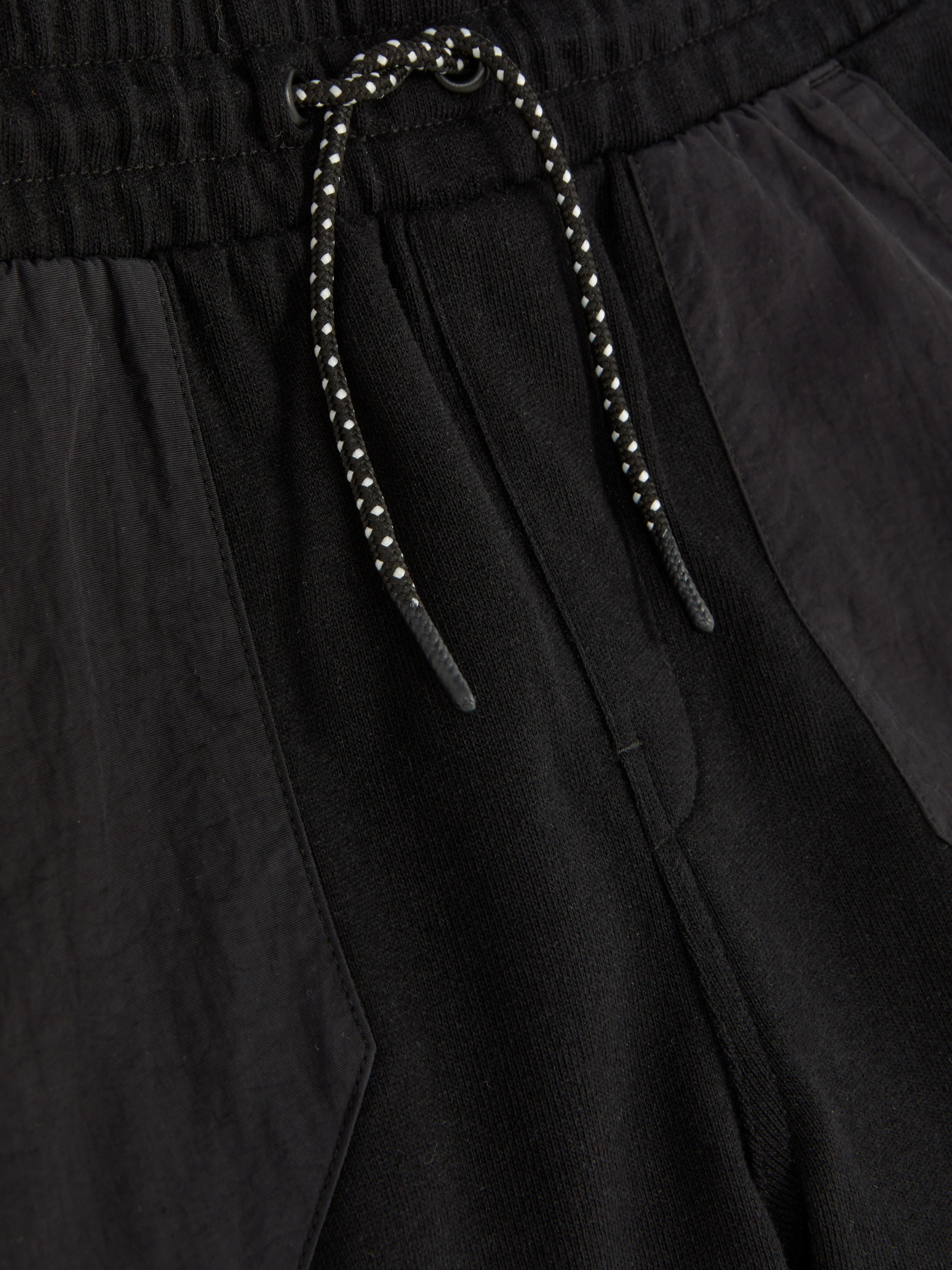 Pantalones cortos de punto con cordón de ajuste