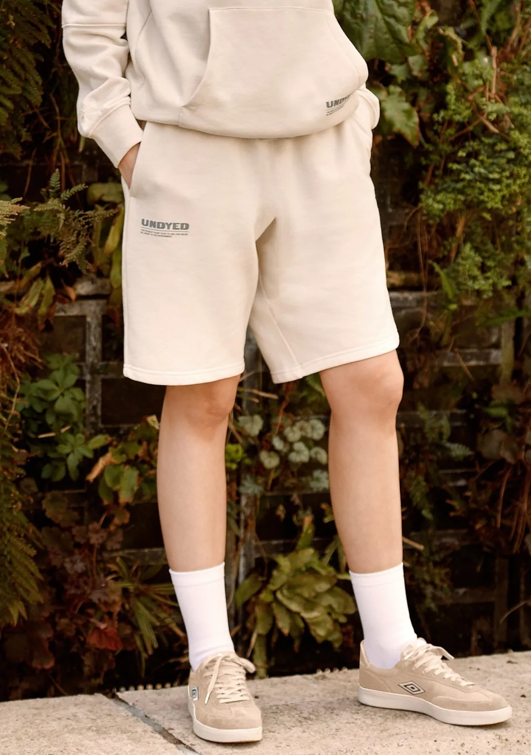 PANTALÓN UMBRO UNDYED SHORT NATURAL