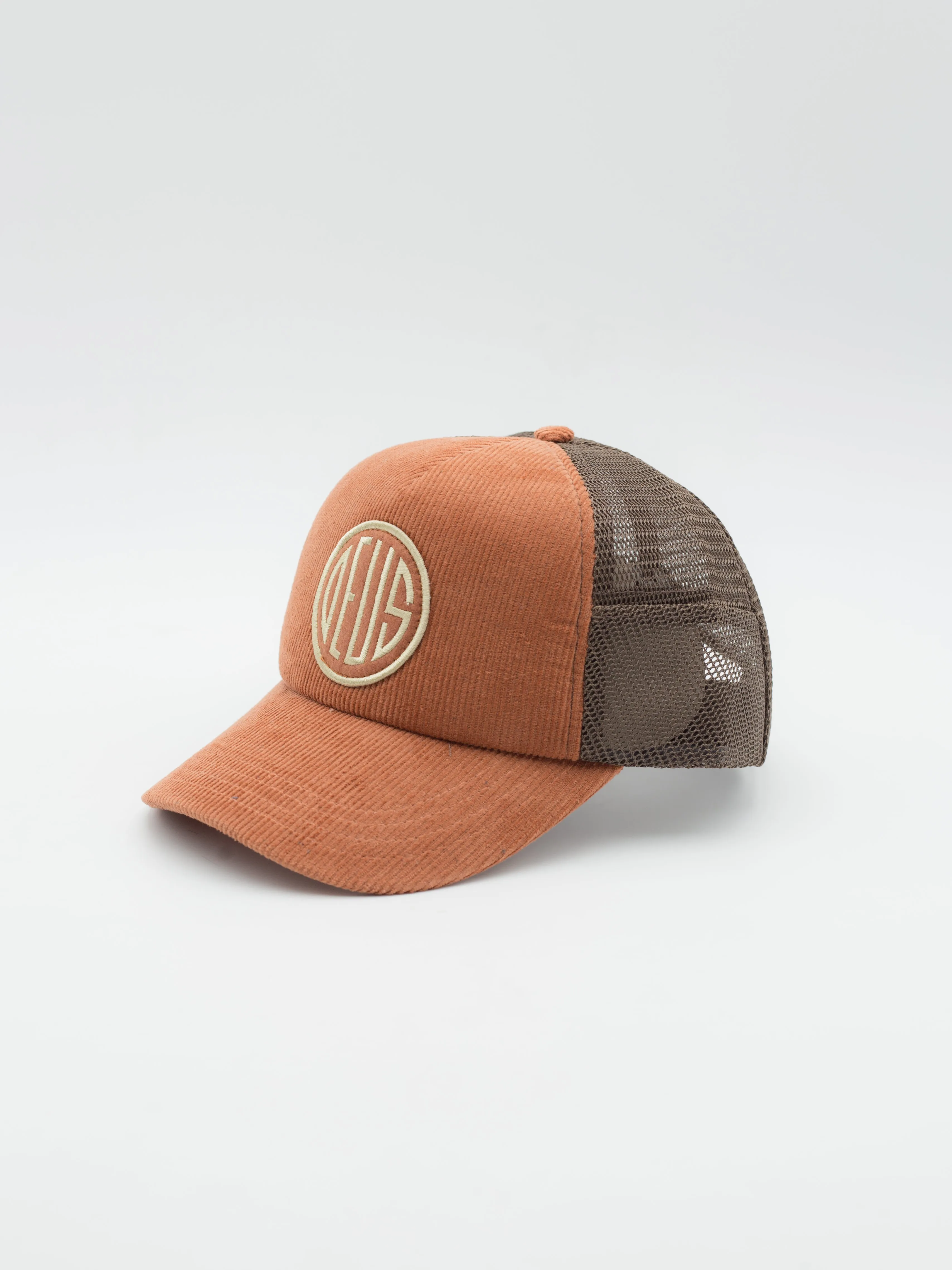 Pill Cord Trucker Clay