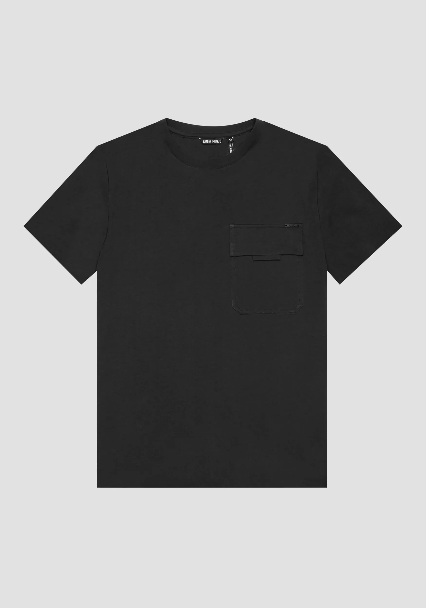 RELAXED FIT COTTON TSHIRT WITH LOGO PLAQUE