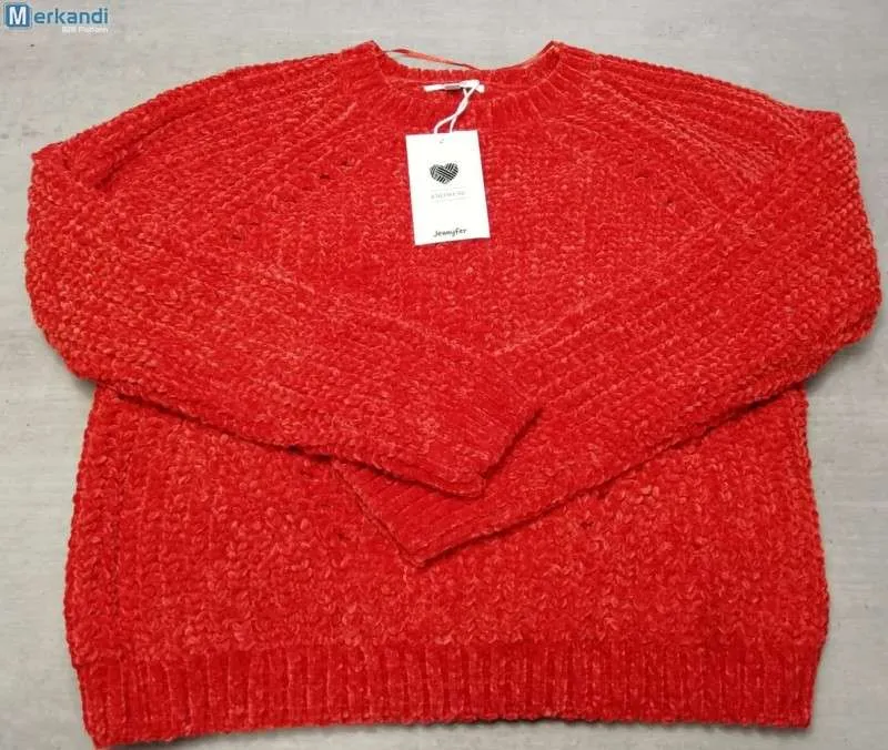 Ropa de mujer de stock