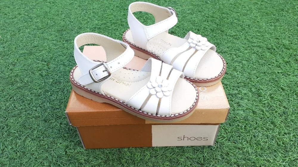 Sandalias Niña Blanca Piel Flor
