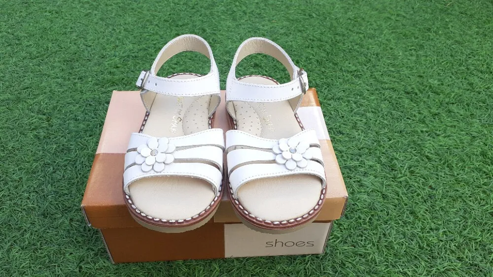 Sandalias Niña Blanca Piel Flor