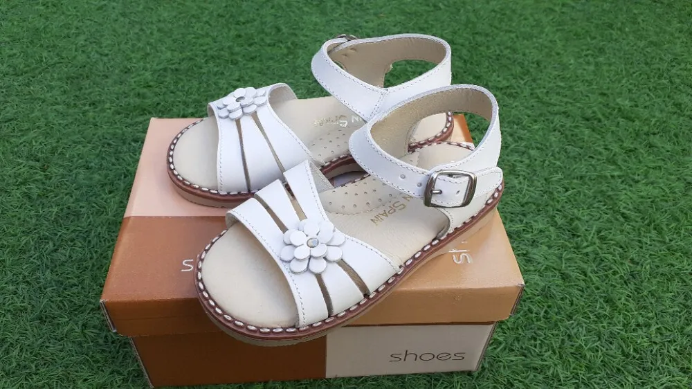 Sandalias Niña Blanca Piel Flor