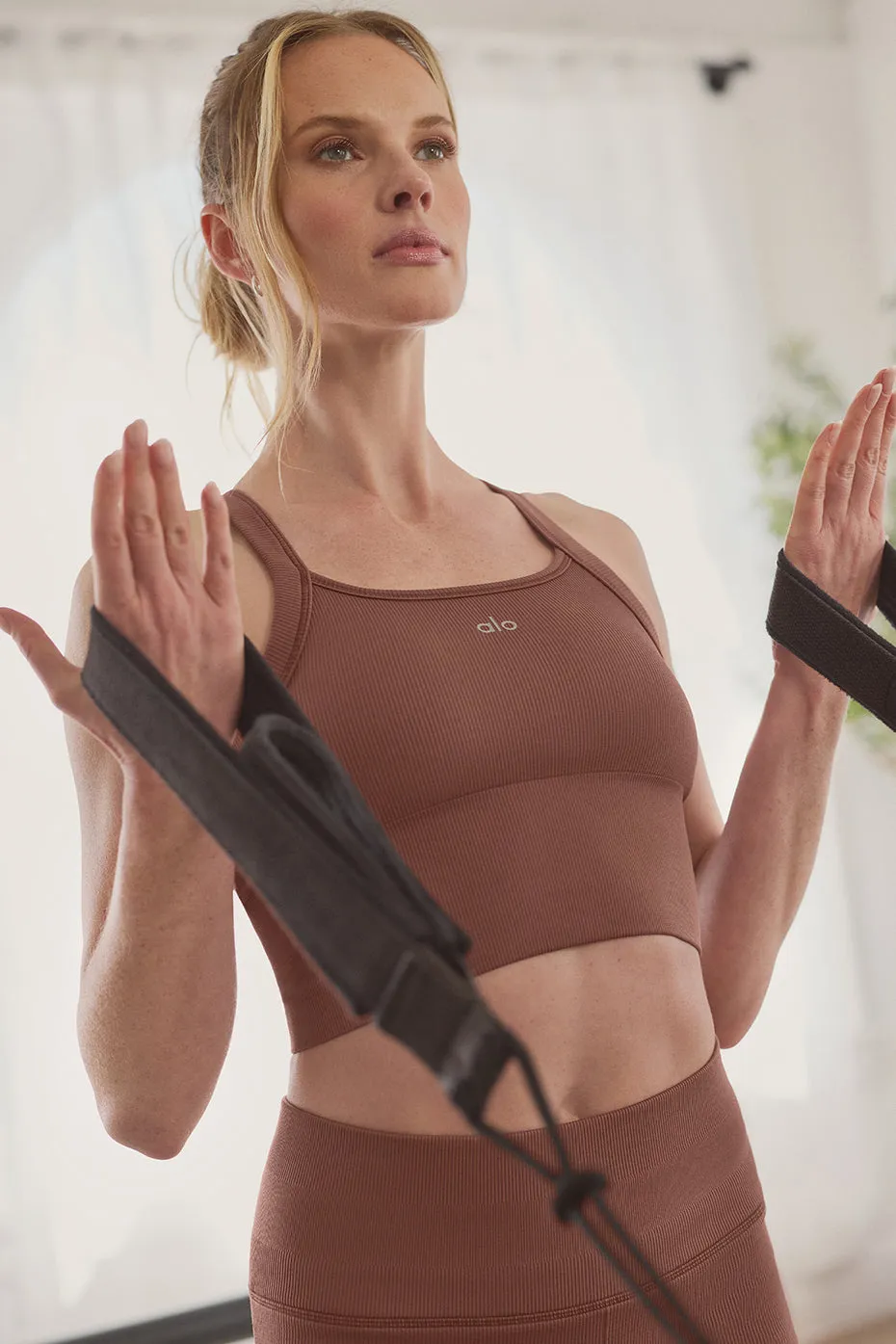 SEAMLESS RIBBED FAVORITE BRA TANK  CHESTNUT