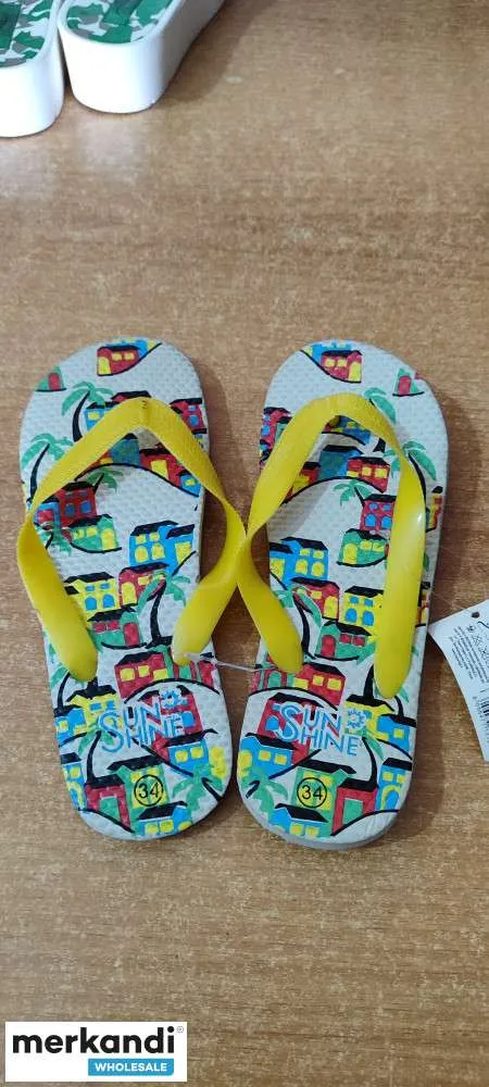 stock de zapatillas niños a 1,50 stock ingrosso