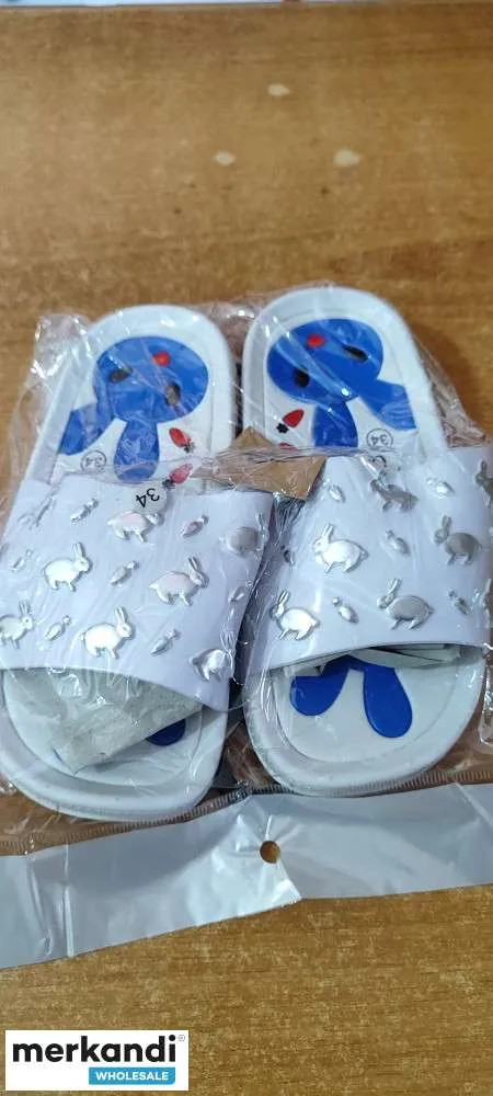 stock de zapatillas niños a 1,50 stock ingrosso