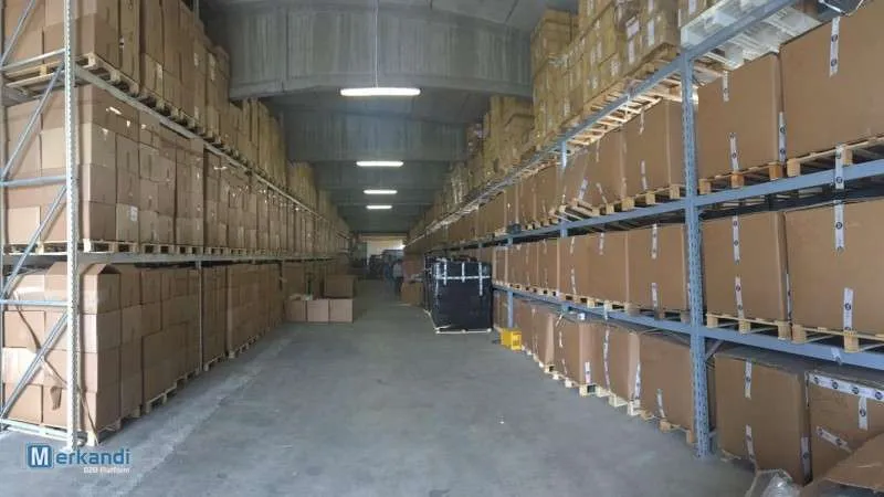 stock ropa hombre y mujer