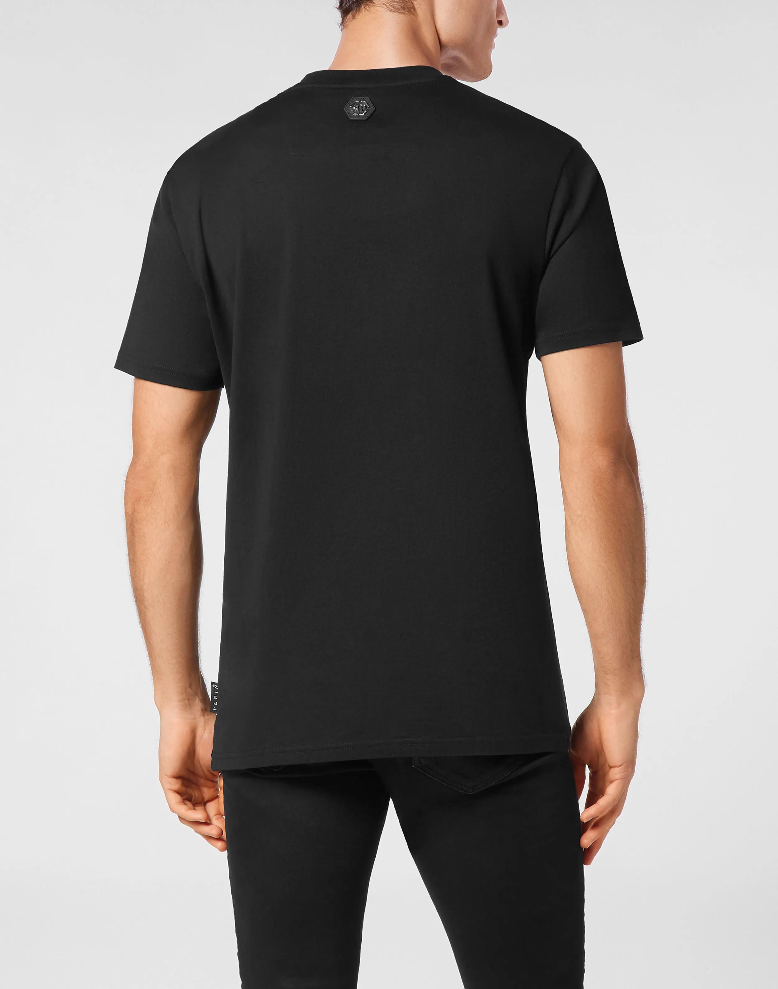 TSHIRT ROUND NECK SS WITH PATCH SKULL&BONES