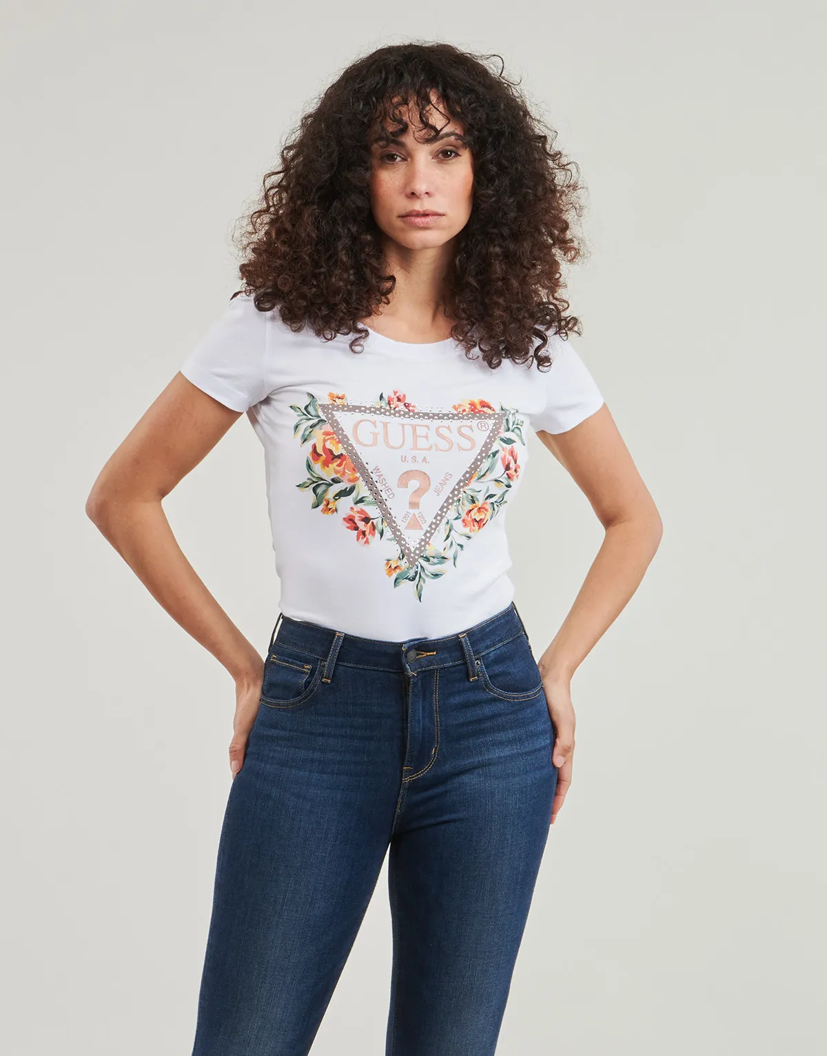TRIANGLE FLOWERS