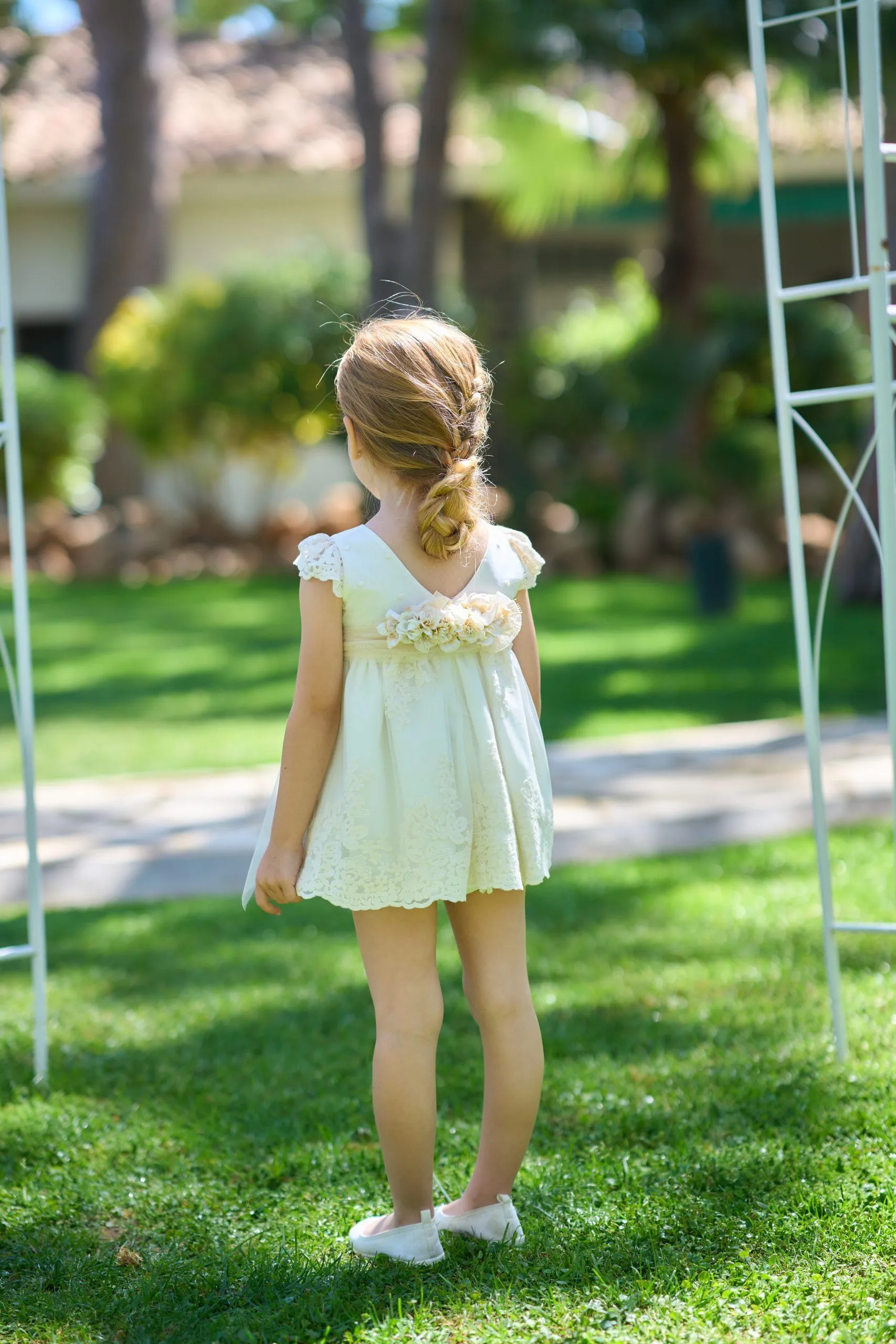 Vestido bebé tul bordado beige