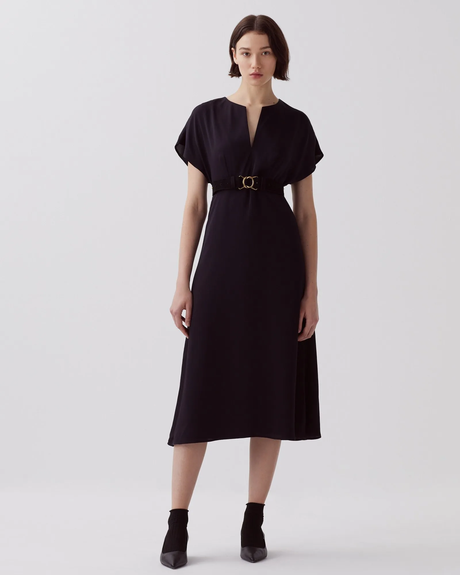 Vestido fluido tacto seda black beauty