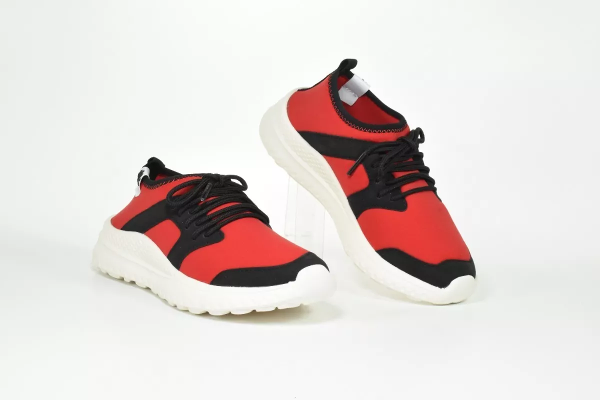 Zapatilla Deportiva Urbana Niños Kioshi Livianas Umiko