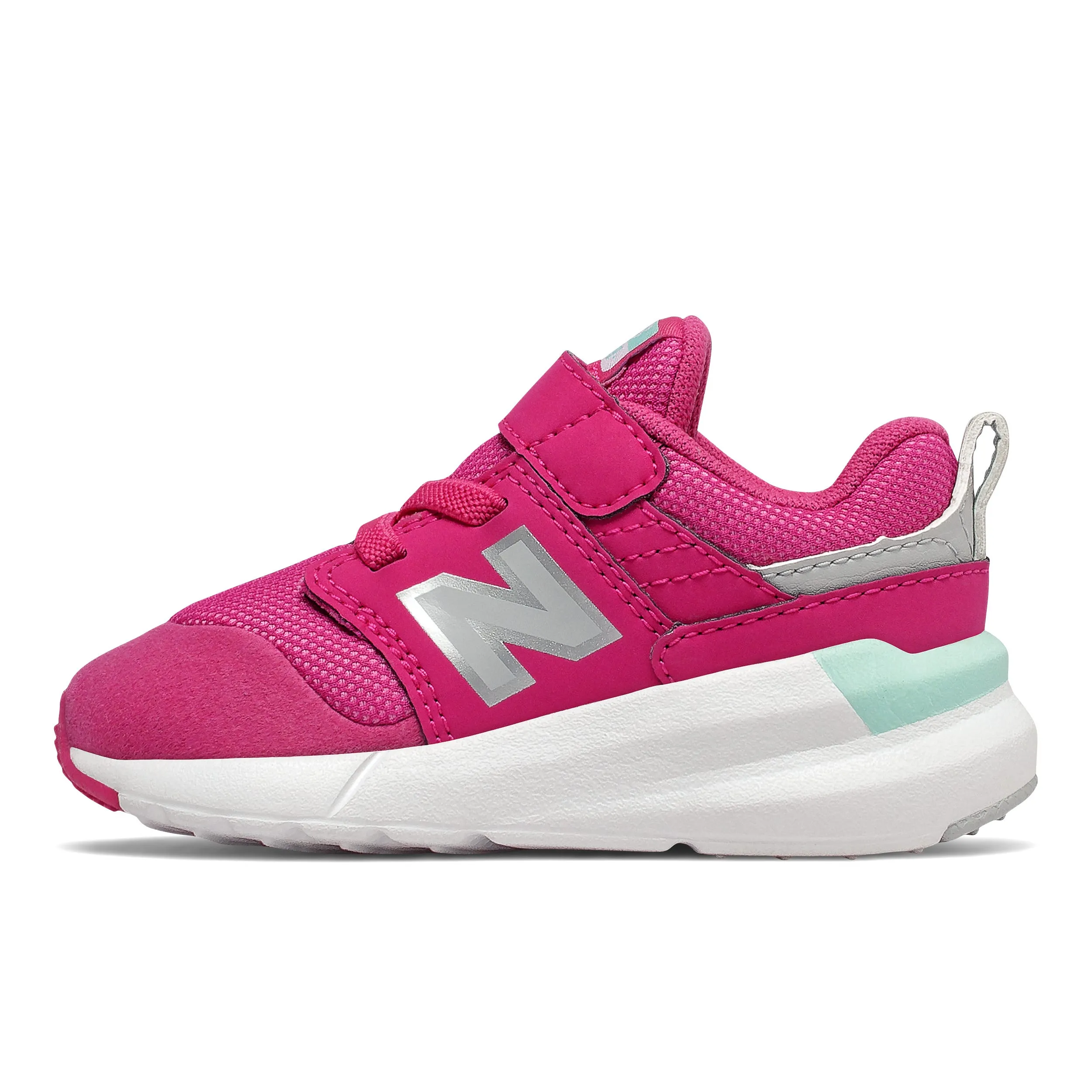Zapatillas Urbana Infantil New Balance 009 Rosada