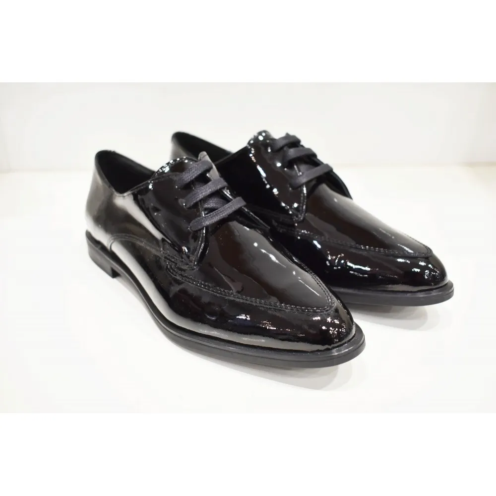 Zapato de cordones charol negro CALMODA 7554